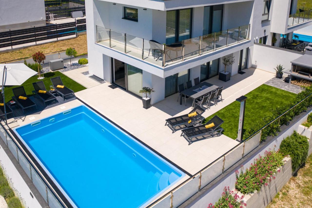 Villa Supernus With Heated Pool Baska  Exterior photo